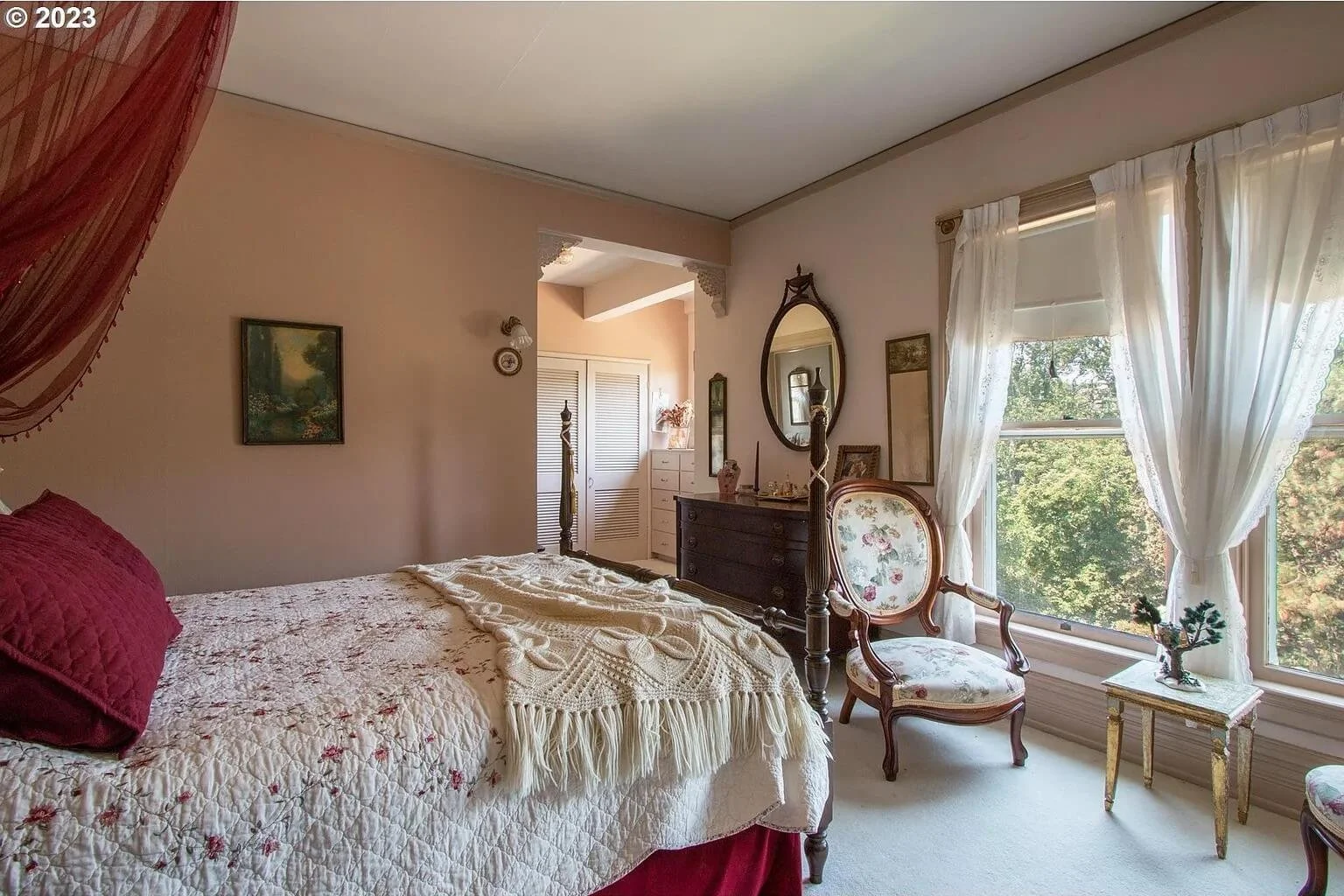 1890 Queen Anne house in The Dalles, Oregon - $950k | Old Houses USA